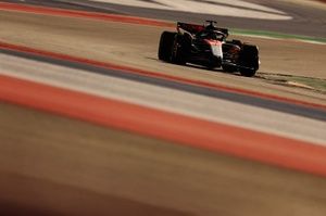 Stella tłumaczy trudności Piastriego