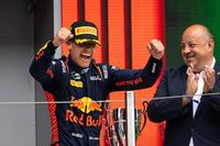 F3 Silverstone: Lindblad domina en la carrera sprint retrasada por la lluvia