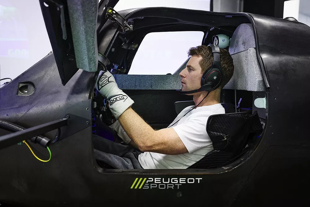 Anthony Davidson, Peugeot simulator