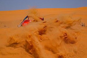 La odisea que vivi&oacute; Loeb en la noche del Dakar