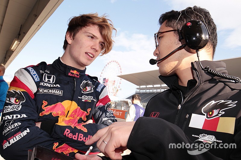 Red Bull сняла Тиктума с финала азиатской Ф3