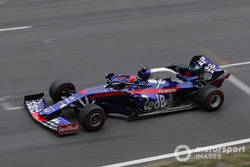 Kvyat arrebata a Raikkonen el mejor tiempo del tercer día de test