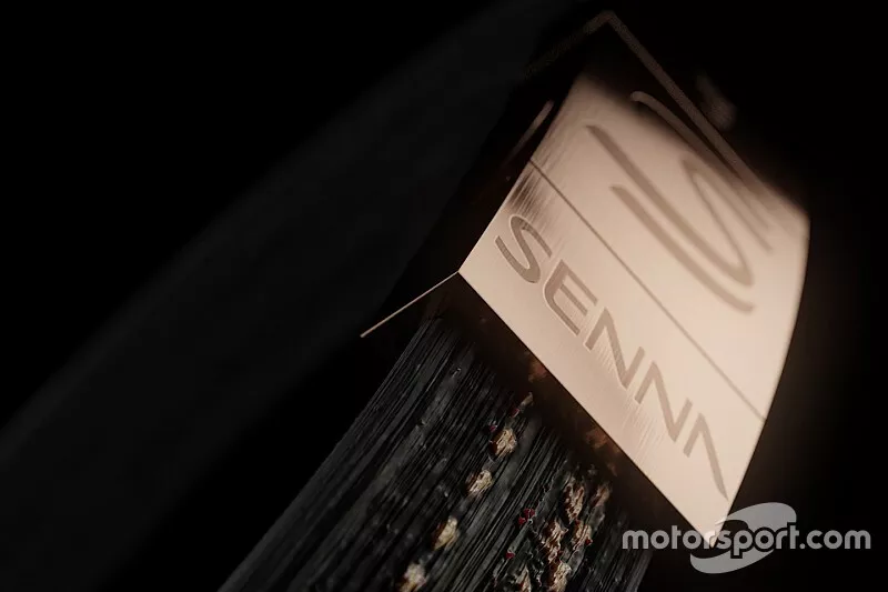 Brazaletes de neum&aacute;ticos Senna