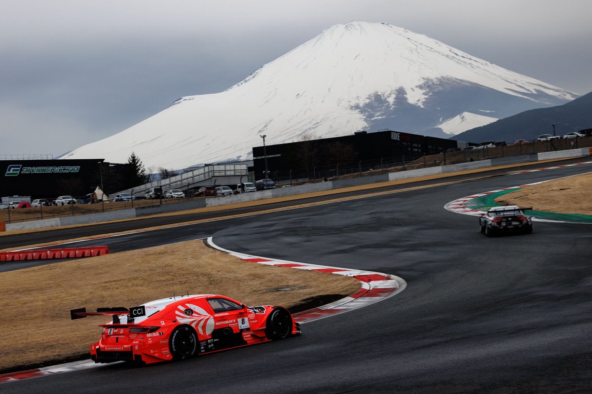 ドライコンディションの2日目午前はARTAがワンツー｜スーパーGT