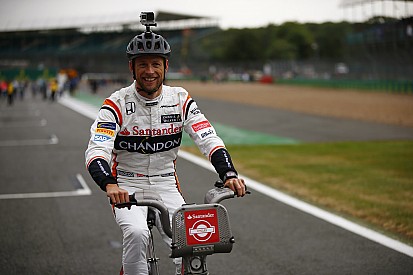 Button, McLaren'la yeni sözleşme imzalamayacak
