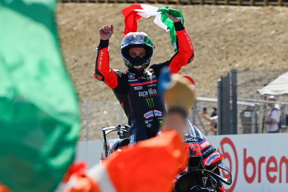 Marco Bezzecchi, Aprilia Racing