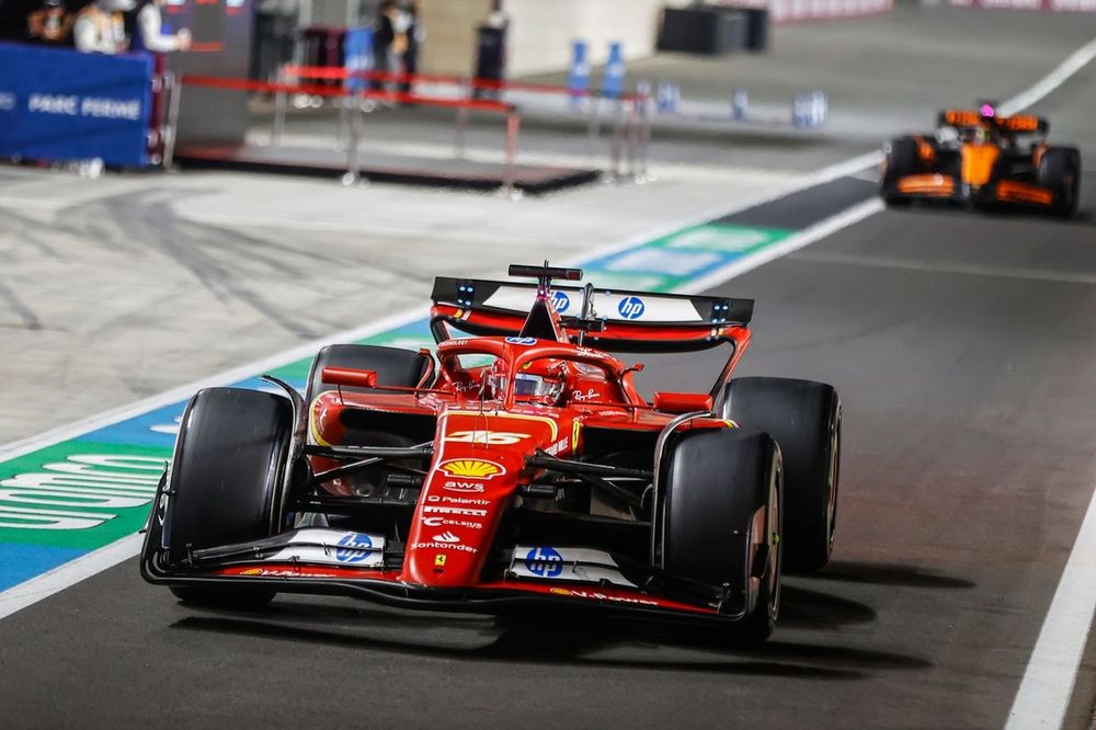 Charles Leclerc, Ferrari SF-24, Oscar Piastri, McLaren MCL38