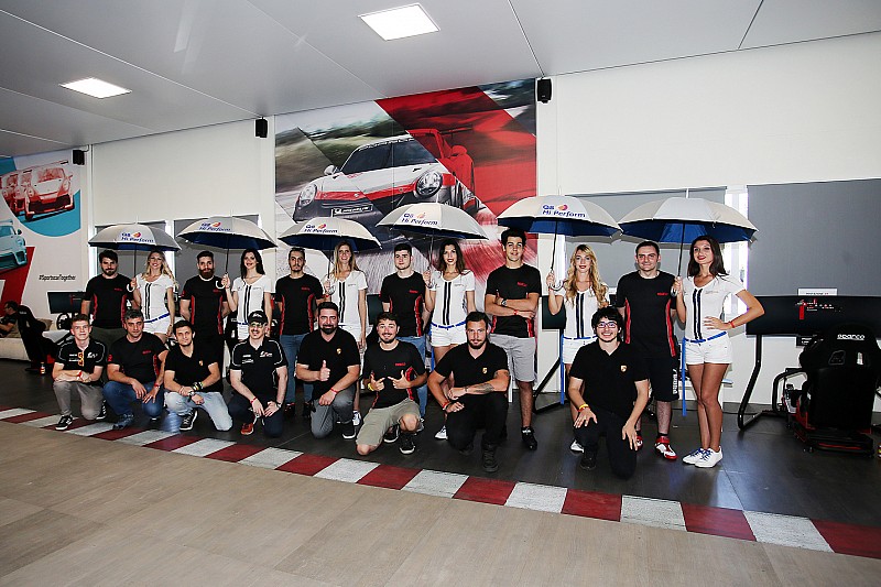 Carrera Cup Italia / ESport, l'occasione di Bonito al Mugello