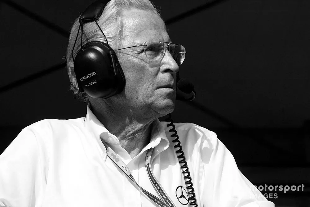Professor Jurgen Hubbert, Daimler Chrysler