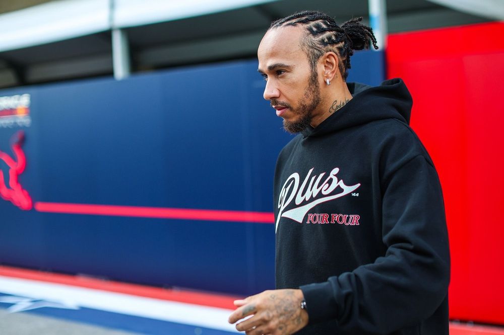 Hamilton insta a la dupla de McLaren: "Sean implacables" para frenar la carga de Verstappen por el título