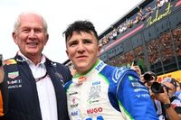 Marko piensa que Hadjar podría con la presión de ser compañero de Verstappen