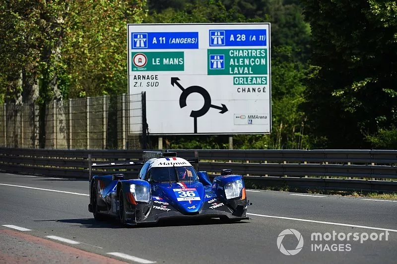 #36 Signatech Alpine Matmut Alpine A470: Nicolas Lapierre, Andre Negrao, Pierre Thiriet