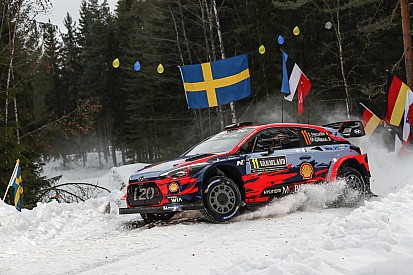 Neuville manda en el shakedown en Suecia