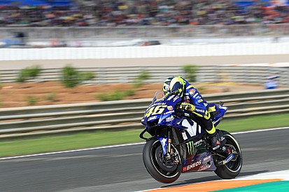 Valentino scherza: "C'è una Yamaha sola che va: in Malesia era la mia, qui quella di Maverick"