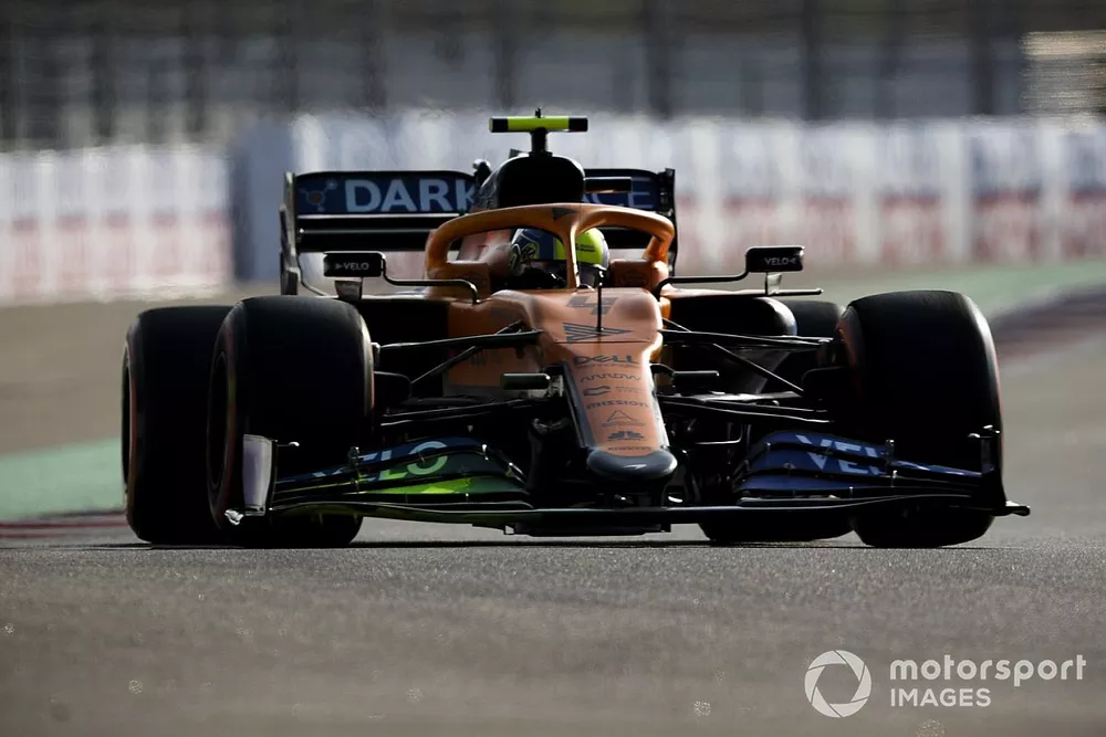 Lando Norris, McLaren MCL35, con parafina
