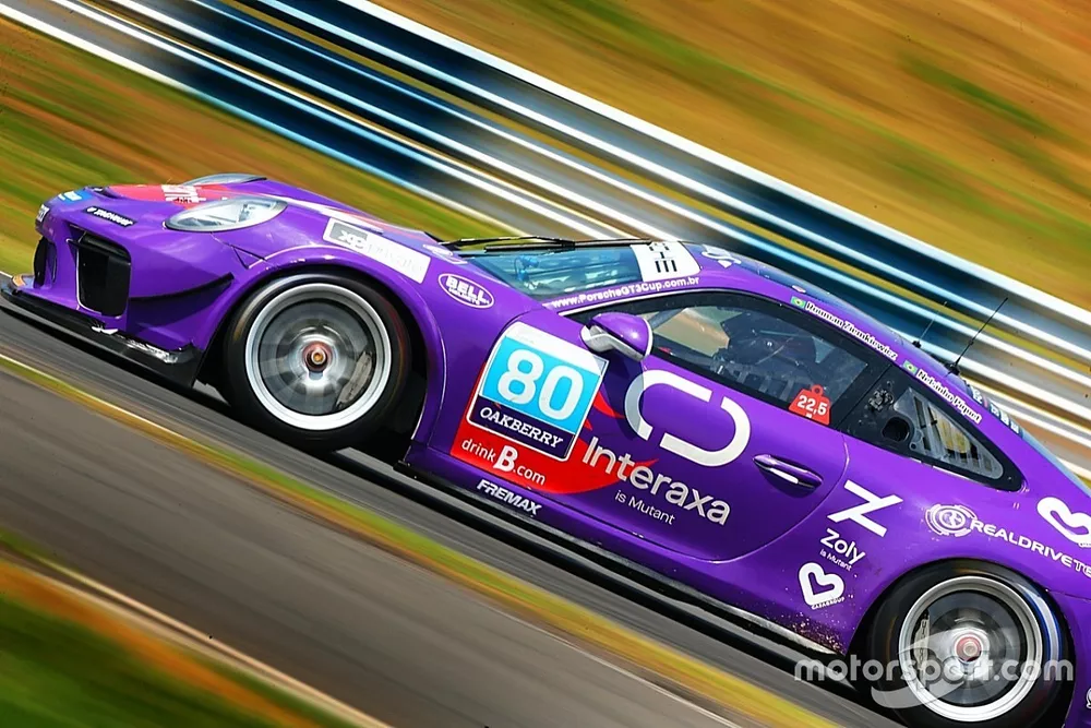 Carro de Nelsinho Piquet e Rouman Ziemkiewi