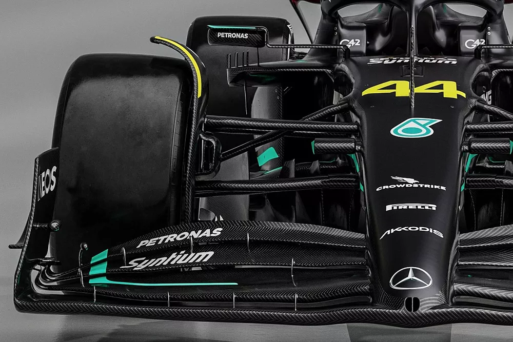 Mercedes W14 detail
