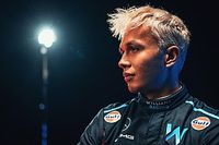 Albon won't "throw laptops around" to get more out of Williams