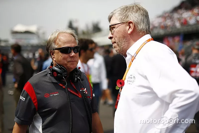 Gene Haas, Team Owner, Haas F1 Team, with Ross Brawn, Managing Director of Motorsports, FOM