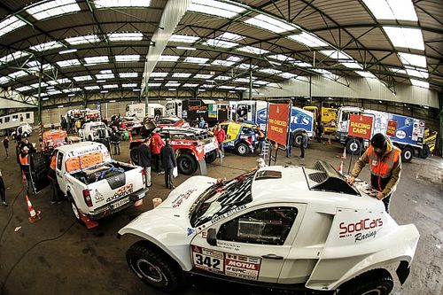 El Dakar ya calienta motores con el inicio de las verificaciones técnicas