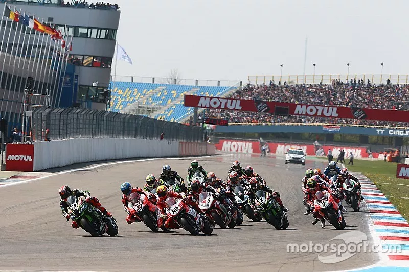 Le d&eacute;part de la course