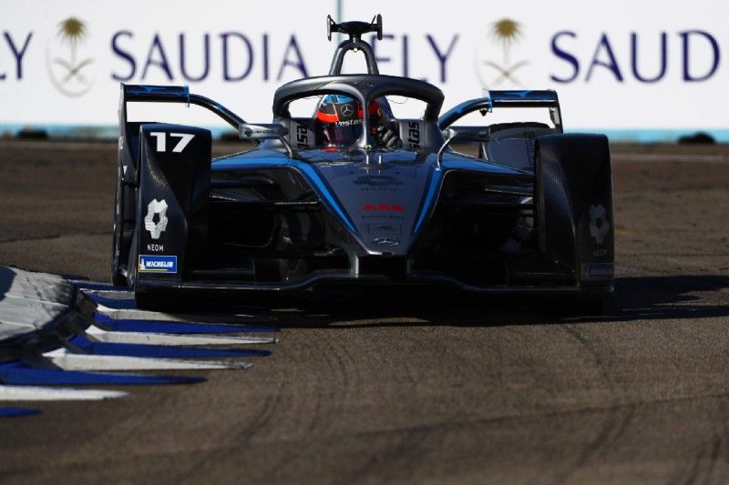 Peter Bayer: Mercedes holte sich Hilfe aus der Formel E