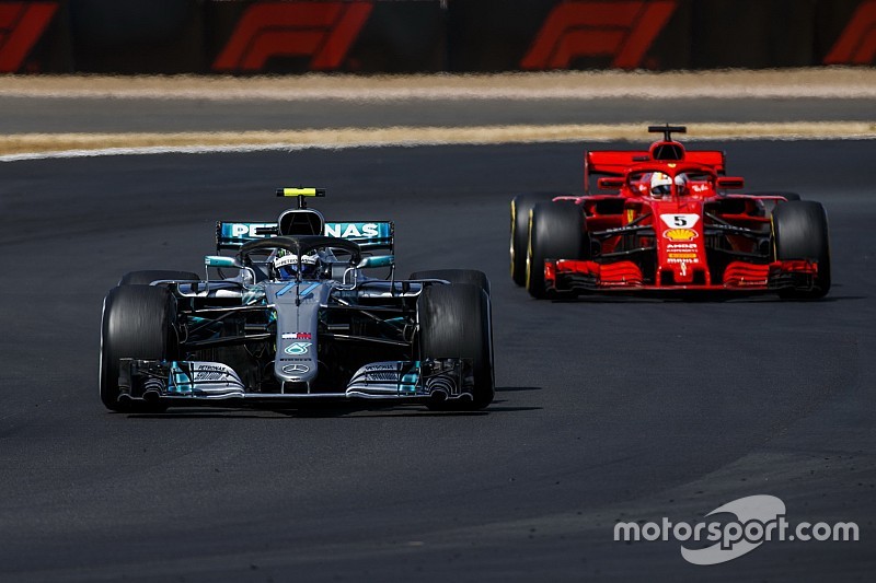 Wolff: Güvenlik Aracı girmese son bölümde Vettel'i geçebilirdik