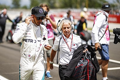 Hamilton ve Mercedes yeni anlaşmaya yakın