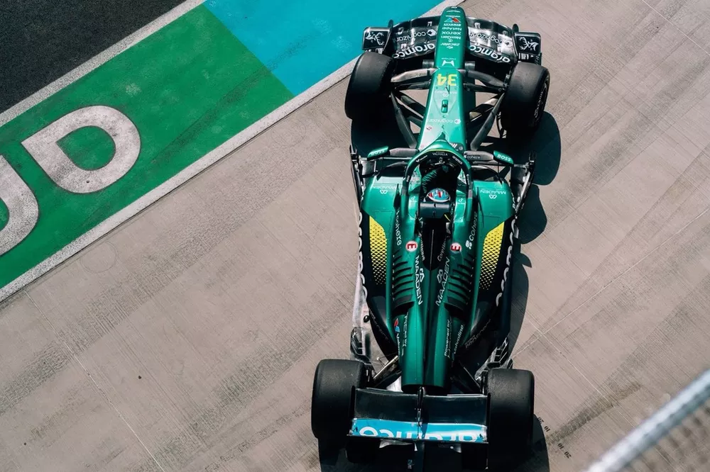 Jak Crawford, Aston Martin