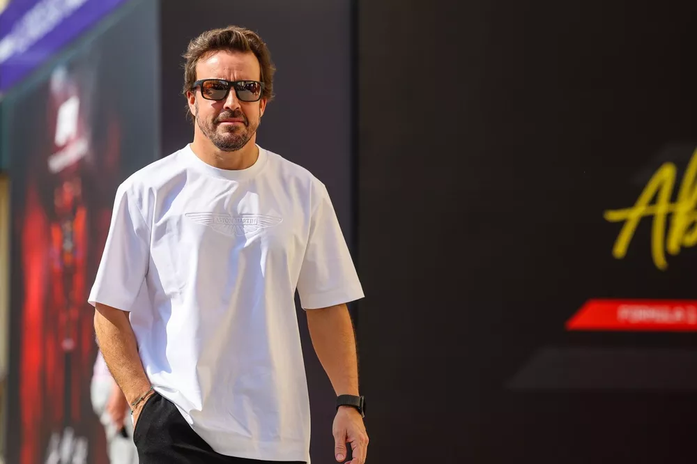 Fernando Alonso, Aston Martin Racing