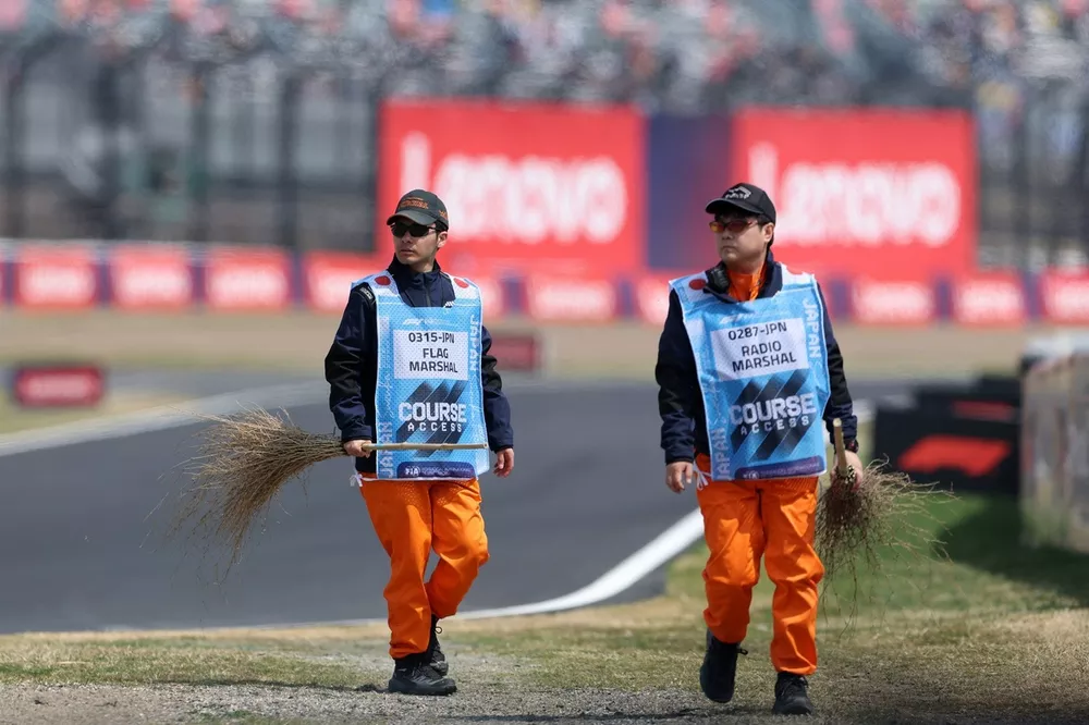 Comisarios en Suzuka