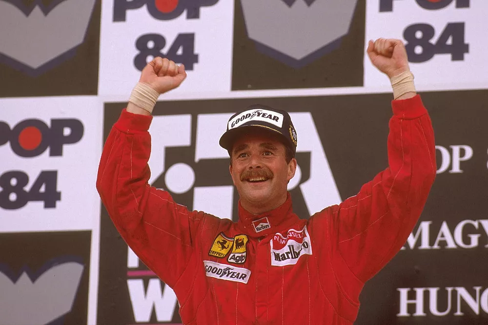Podium: race winner Nigel Mansell, Ferrari