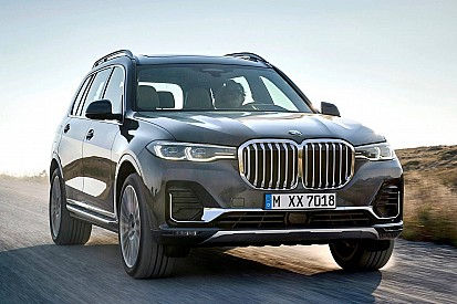 BMW офіційно представила 7-місний кросовер X7