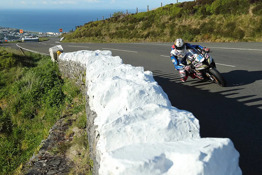 Peter Hickman, 675 Triumph, Trooper Beer Triumph by Smiths Racing