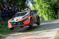 WRC: Neuville supera a Evans en el s&aacute;bado de Croacia