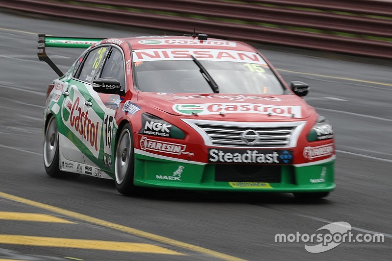 Sandown 500: Kelly fastest in tricky final practice