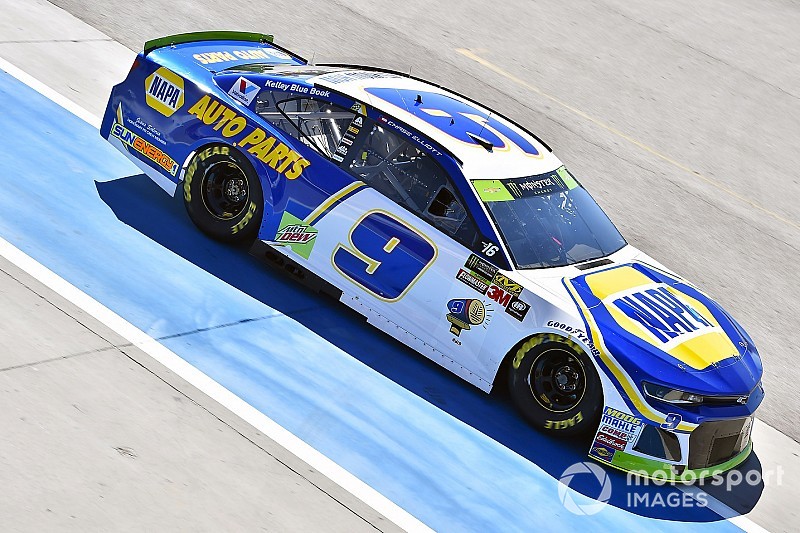 Chase Elliott finds himself in the playoff drop zone after Las Vegas