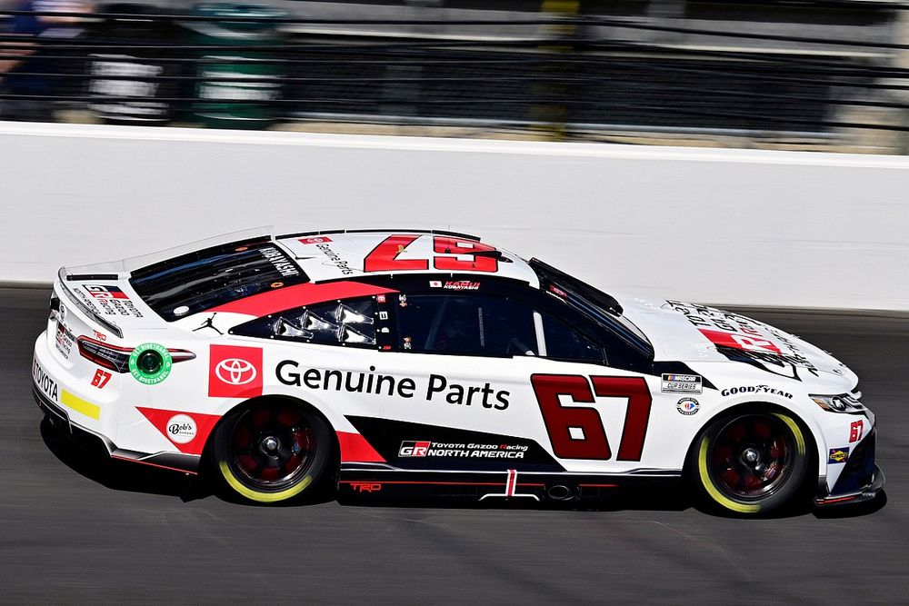 小林可夢偉、初のNASCAR参戦は33位。しかし確かな手応え「マシンに