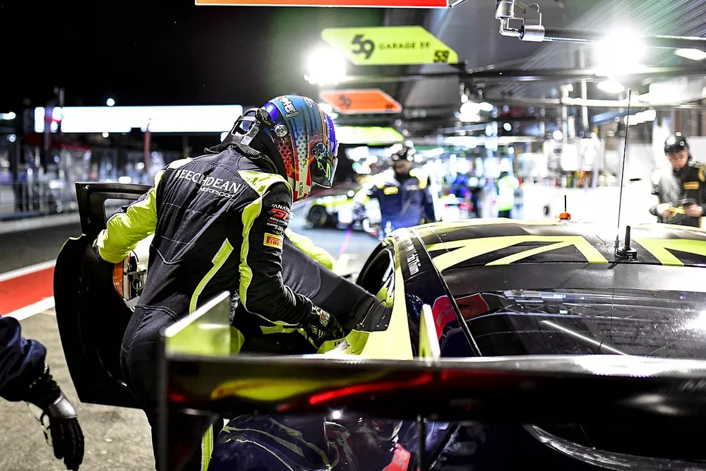 #95 Beechdean AMR Aston Martin Vantage AMR GT3: Maxime Martin, Marco Sorensen, Nicki Thiim
