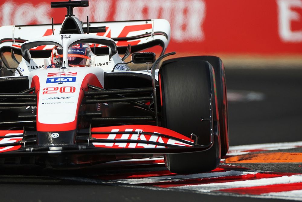 Kevin Magnussen, Haas VF-22