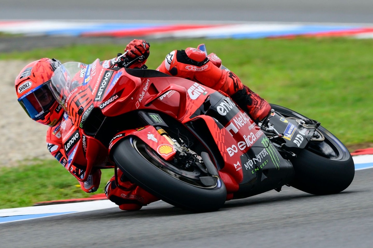 Márquez minimise sa domination : 