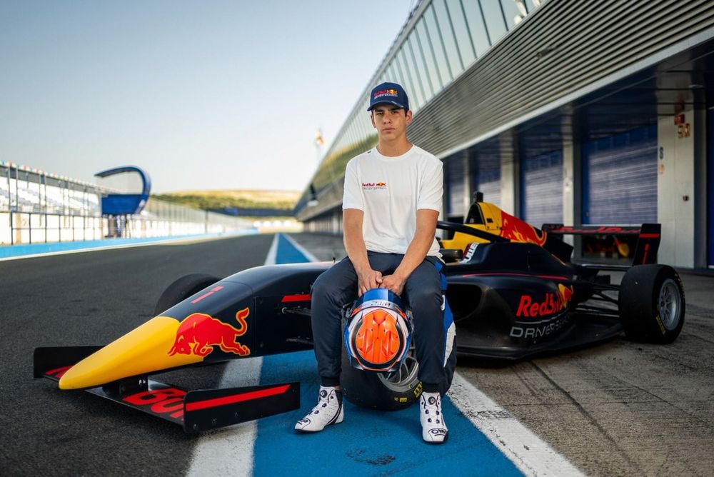 Ernesto Rivera, Red Bull Junior Driver