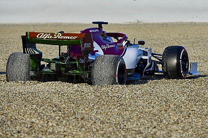 Fotostrecke: Der Unfall von Kimi Räikkönen beim Formel-1-Test