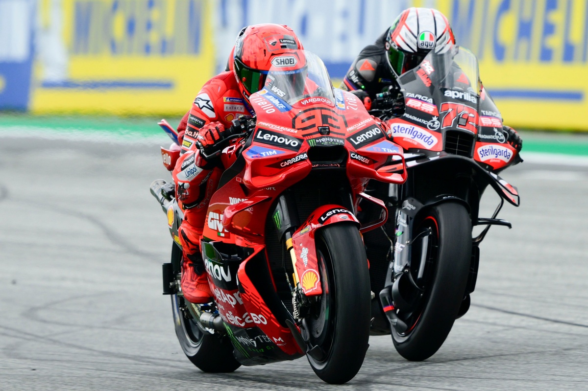MotoGP | Marquez imperatore d'Austria davanti a super Aldeguer ed uno stoico Bezzecchi