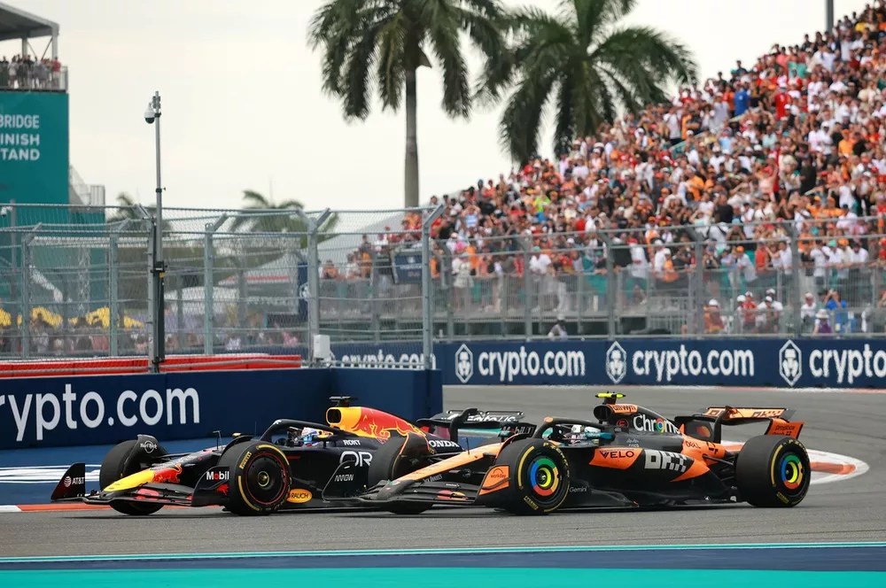 Max Verstappen, Red Bull Racing, Lando Norris, McLaren