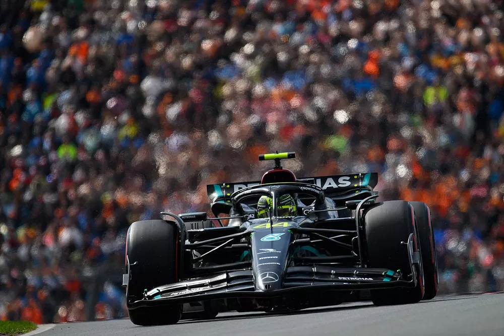 Lewis Hamilton, Mercedes W14