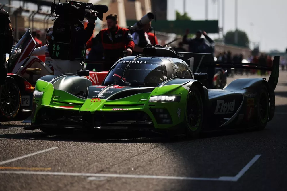 #4 Floyd Vanwall Racing Team Vanwall Vandervell 680: Esteban Guerrieri, Tristan Vautier, Ryan Briscoe