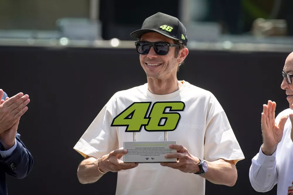 Valentino Rossi, retiring the number 46