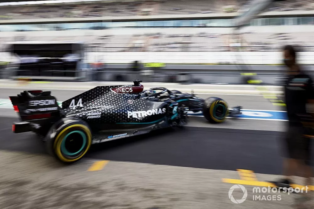 Lewis Hamilton, Mercedes F1 W11, leaves the garage