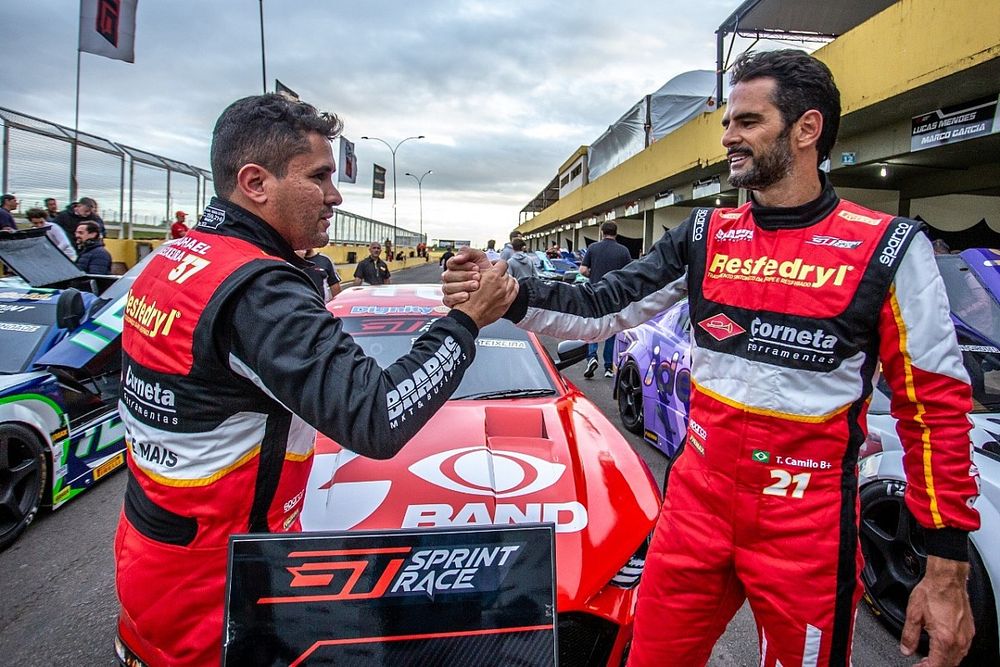 Rapha Teixeira e Thiago Camilo